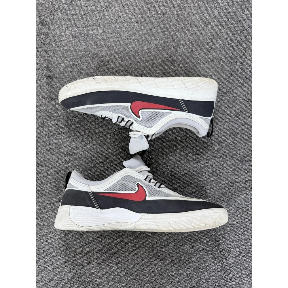 Nike SB Nyjah Free 2 Shoes Mens 8.5 Gray Black Red Skate Sneakers BV2078-002